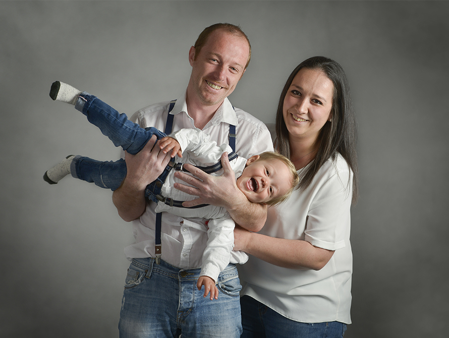 Photographe-ollioules-portraitiste-de-france-famille-enfant-bébé-mariage-toulon-var